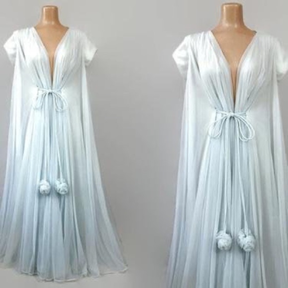 CLAIRE SANDRA LUCIE ANN BEVERLY HILLS - peignoir set Size M Excellent condition